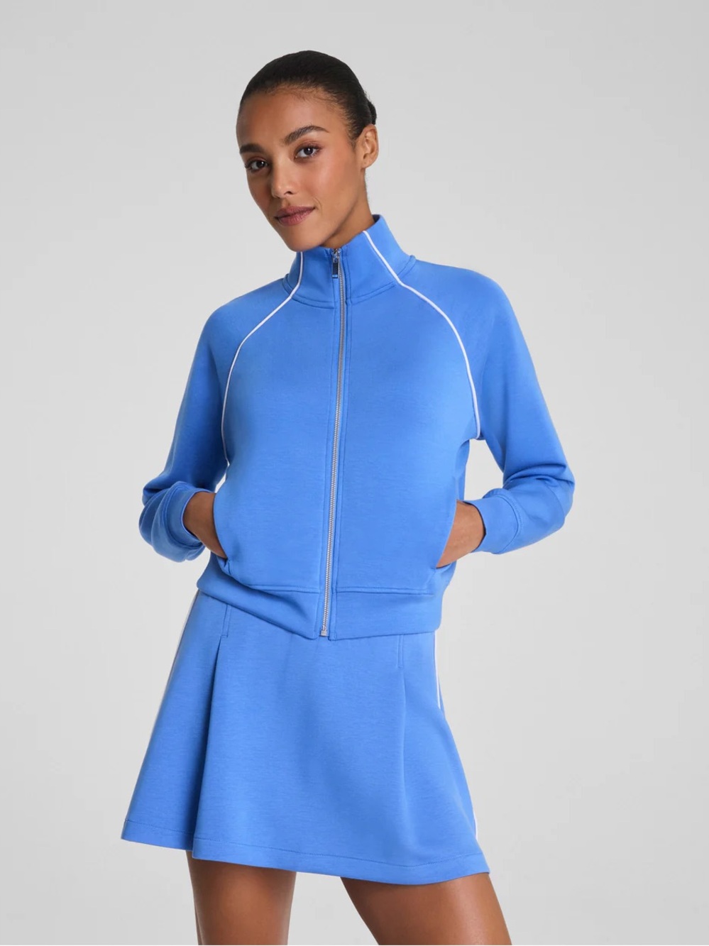 SPANX AirEssentials®
Contrast Piping Track Jacket - Large